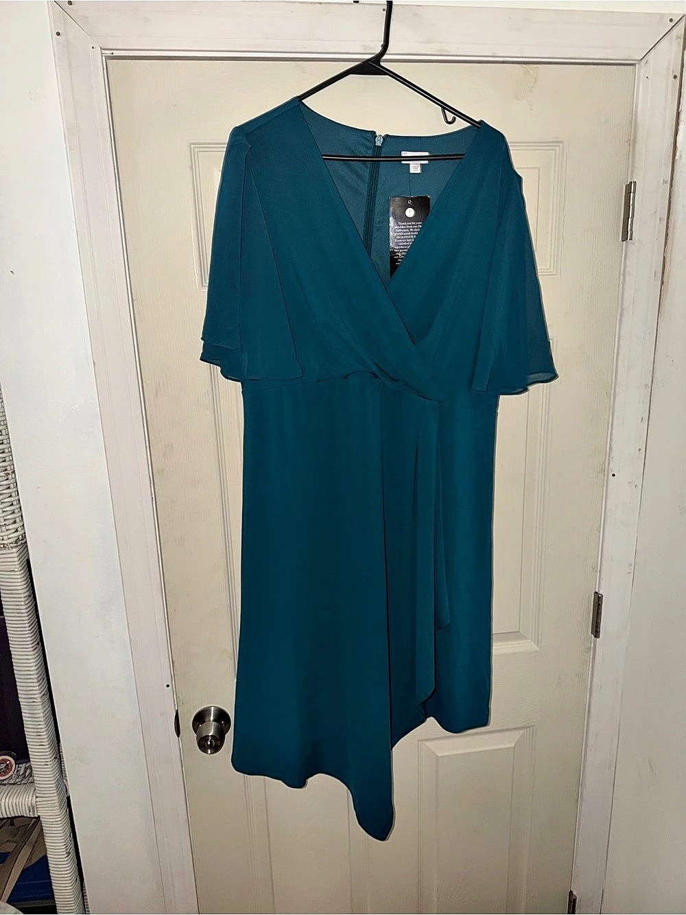 avenue Aimee Sateen Flutter Sleeve Dress Maxi Dress Blue Size 18/20